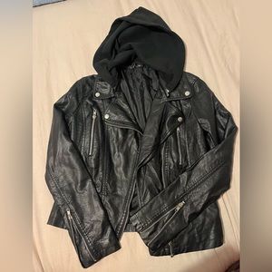 Leather jacket with pockets and removable hood